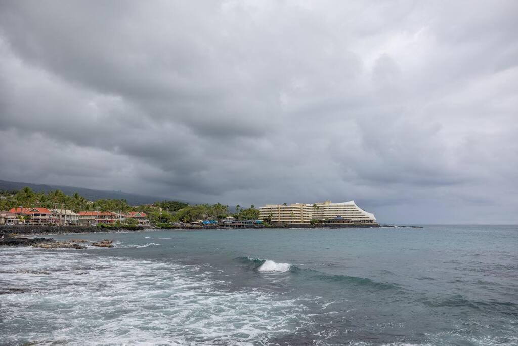 Apartamento Unit A Kaiupoho - Island Elegance: Prime Spot